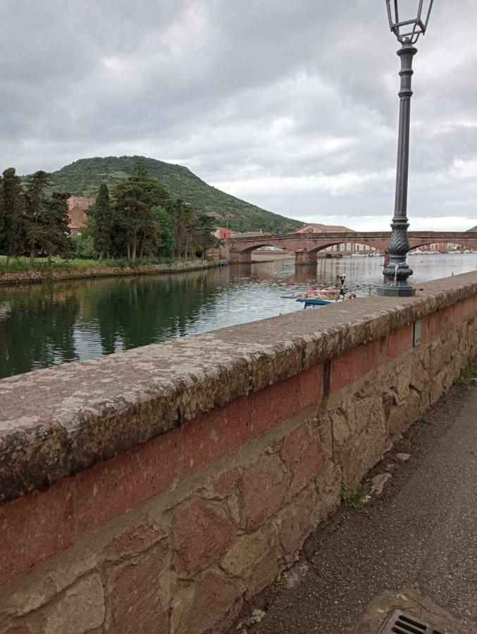 Casa Tildepino Davanti Al Fiume Temo Locazione Turistica Bosa Εξωτερικό φωτογραφία